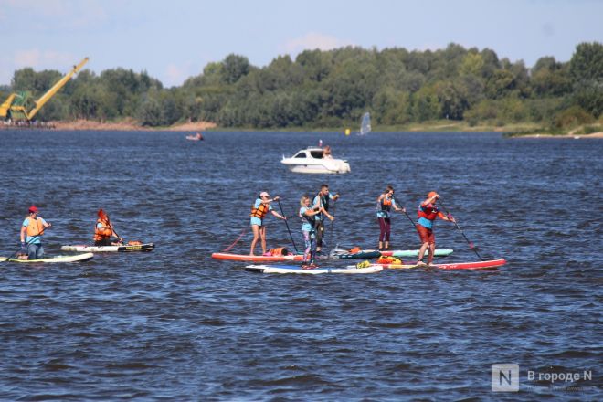 75 яхт и более 500 сапов вышли на Волгу в Нижнем Новгороде в День города - фото 108