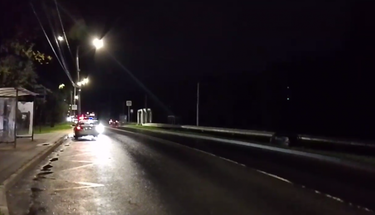 Пьяный водитель врезался в теплотрассу в Нижнем Новгороде - фото 1